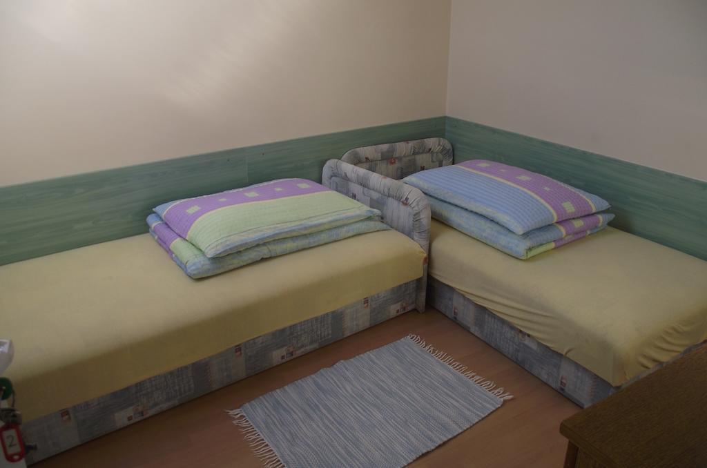 Halászi Radek Vendeghaz Es Apartman מראה חיצוני תמונה